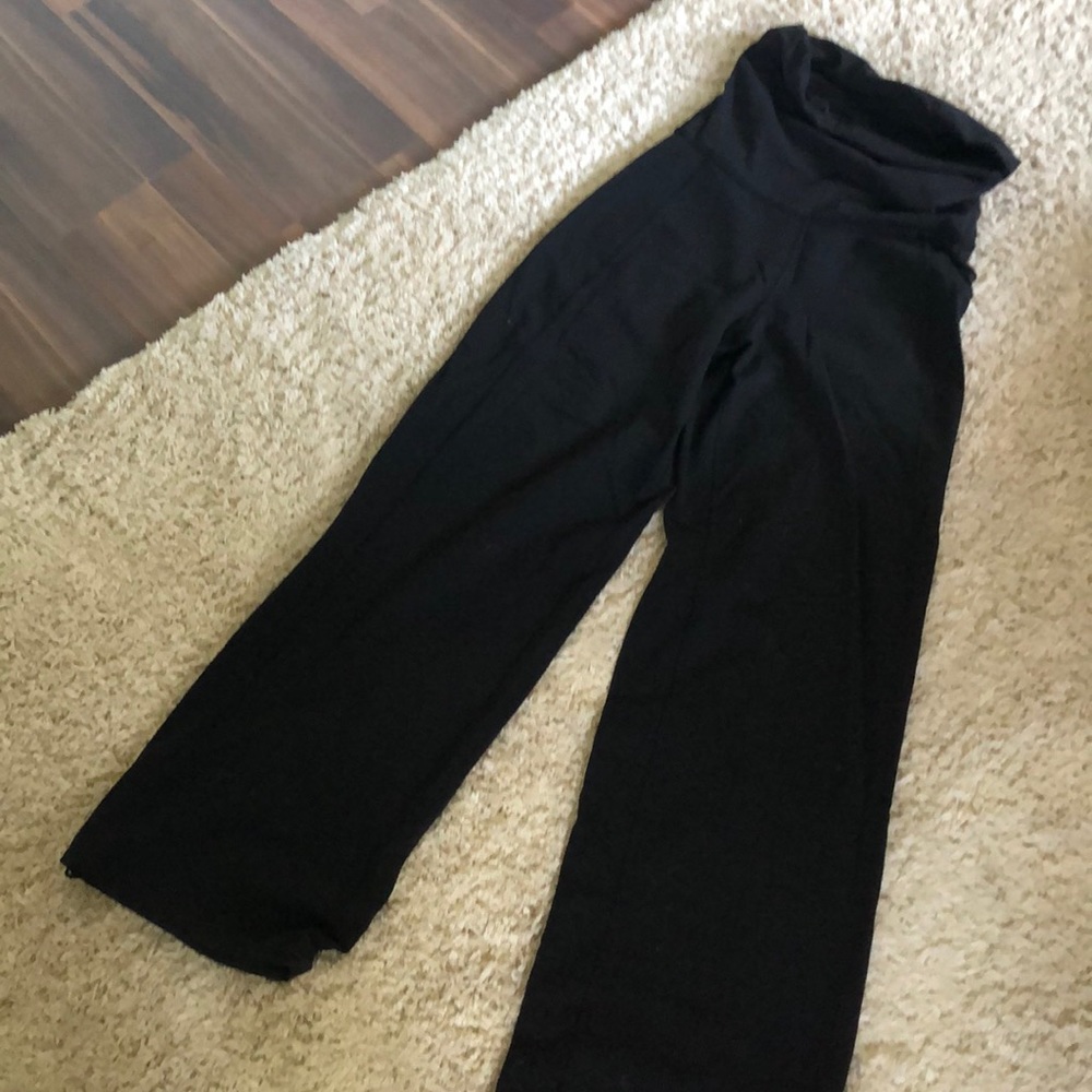 Sit in stillness Lululemon pants